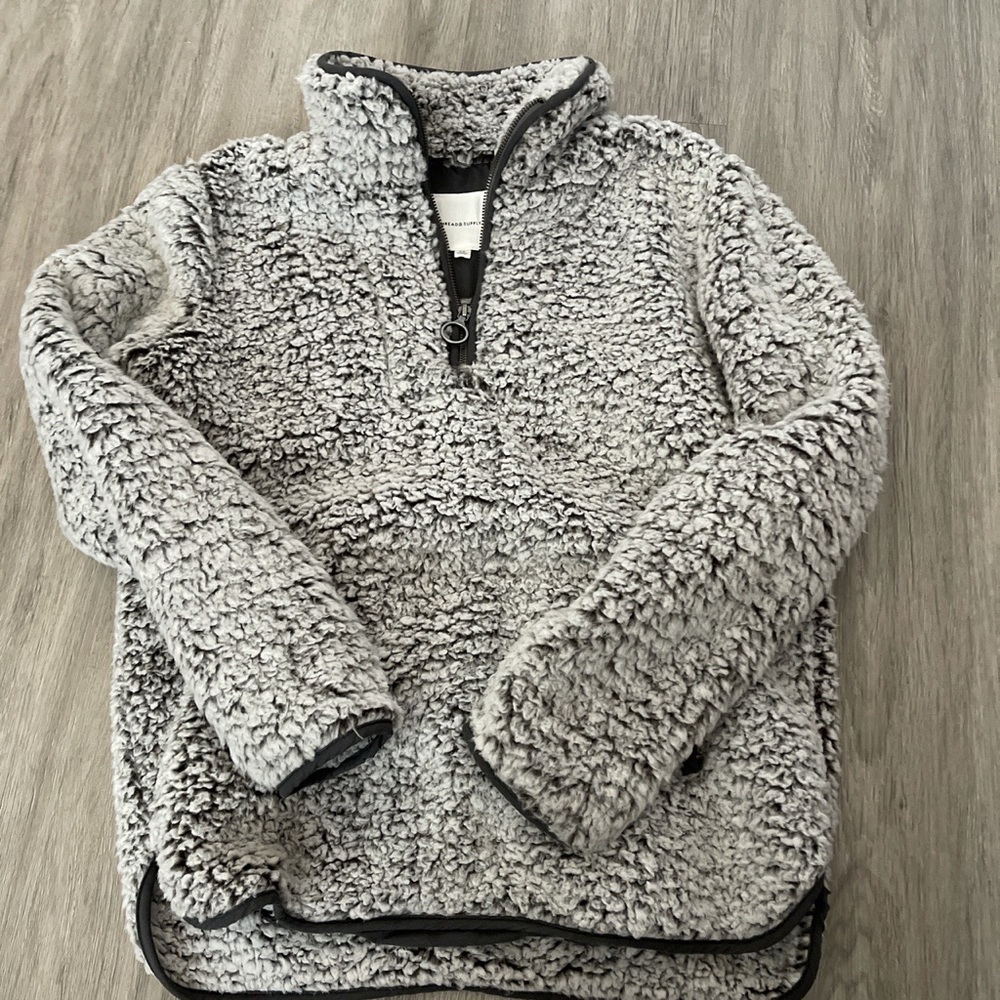 Thread & supply fluffy jacket